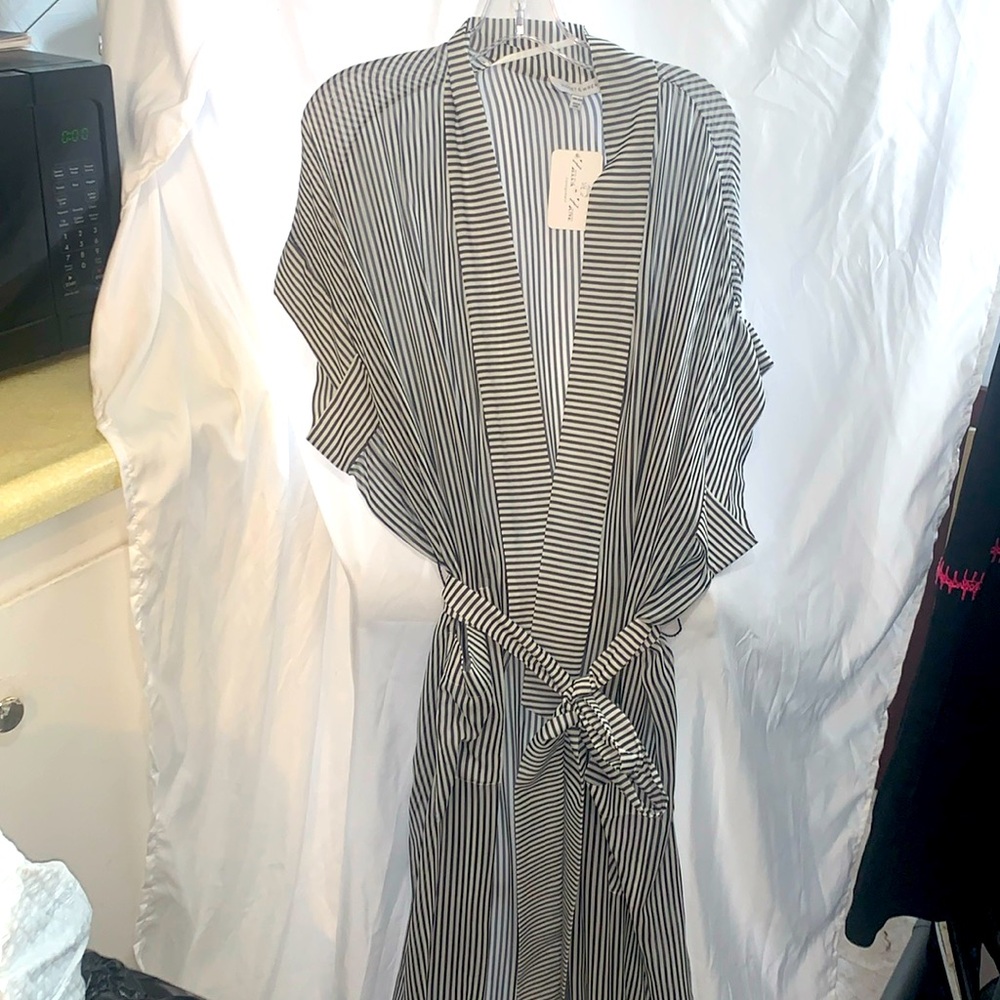 Violet & Wren silk Kimono